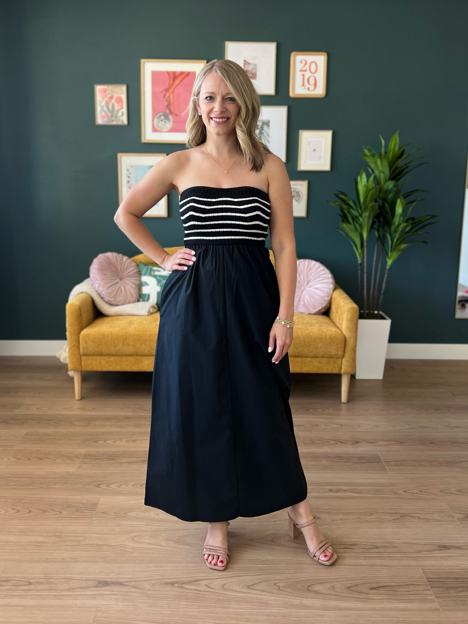 This strapless Target dress is 10/10. So stinkin’ cute!! I love it.  In a small.

#LTKFindsUnder50 #LTKStyleTip #LTKSeasonal