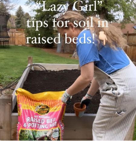 This is my go to bag of organic raised bed/potting soil! (Pink and yellow) Linking a few alternatives as well. Happy planting👩‍🌾
