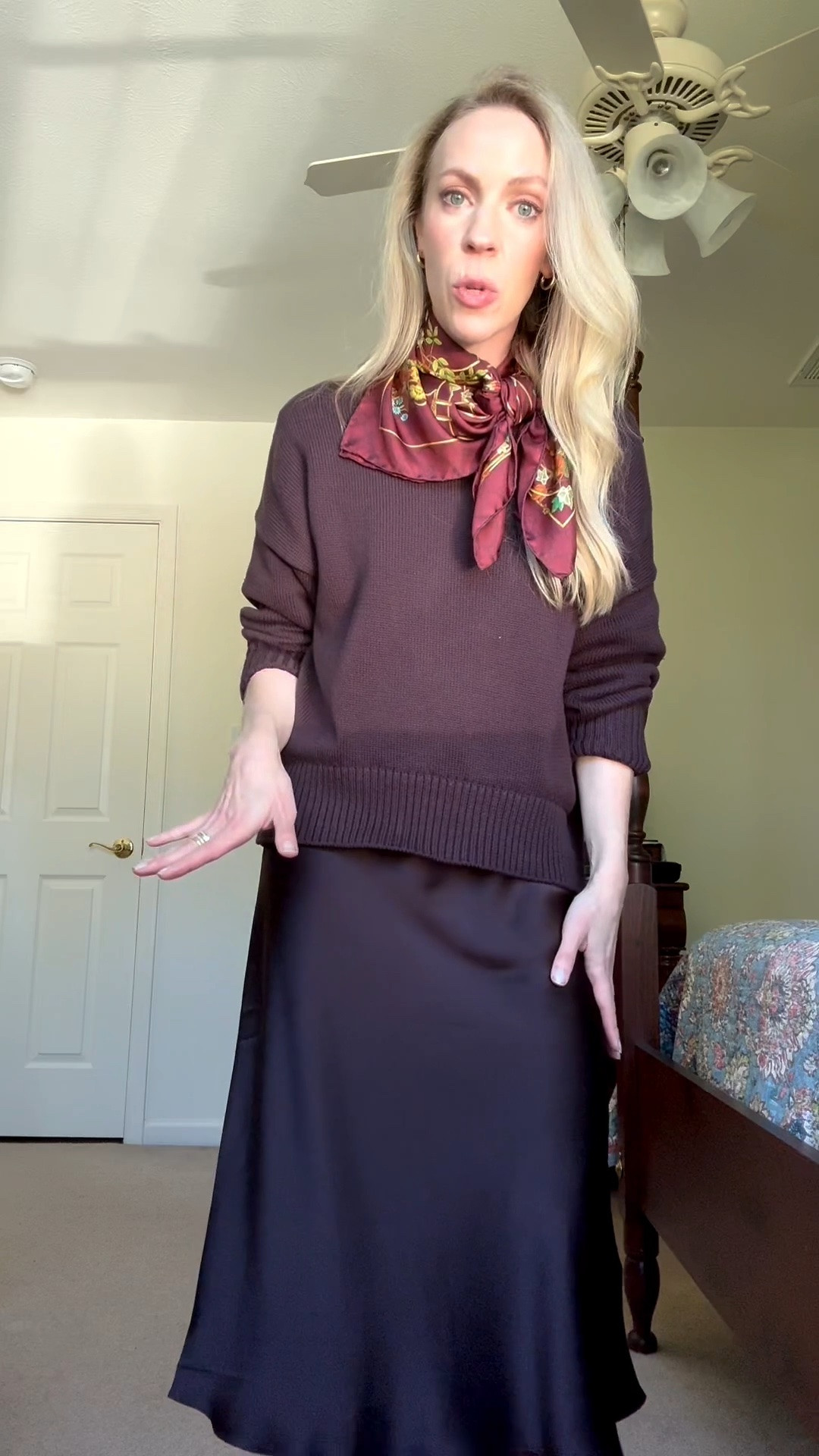 Teacher look of the day! This sweater and skirt from @Quince are beautiful quality and so affordable. Wearing XS in both!