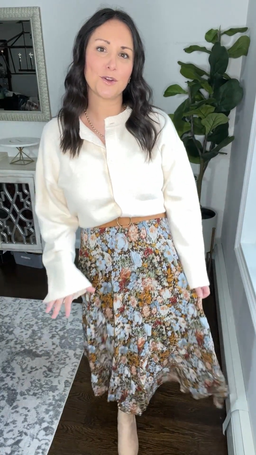 Thanksgiving outfits, part 2! Cardigan & floral skirt.

Floral skirt, last minute Thanksgiving outfits, fall fashion, petite style, mom outfit ideas, fall style 

#LTKFindsUnder50 #LTKCyberWeek #LTKHoliday