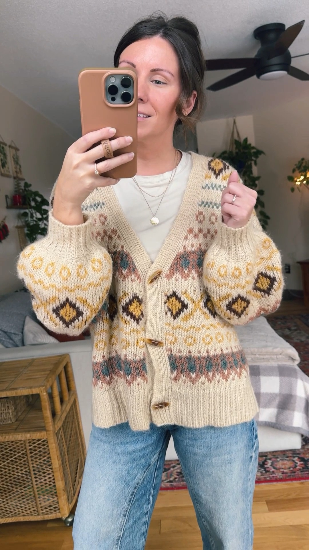 Wearing small in my tee (wishbone), xs in my cardigan, 0 short in my jeans (short os sold out but regular is fully stocked and they’re a raw hem so they can be cut easily). My ugg Tasmans are size 6 (also linked similar more affordable ones). My socks are almost sold out so I also linked similar.



#LTKFindsUnder50 #LTKFindsUnder100 #LTKPetite