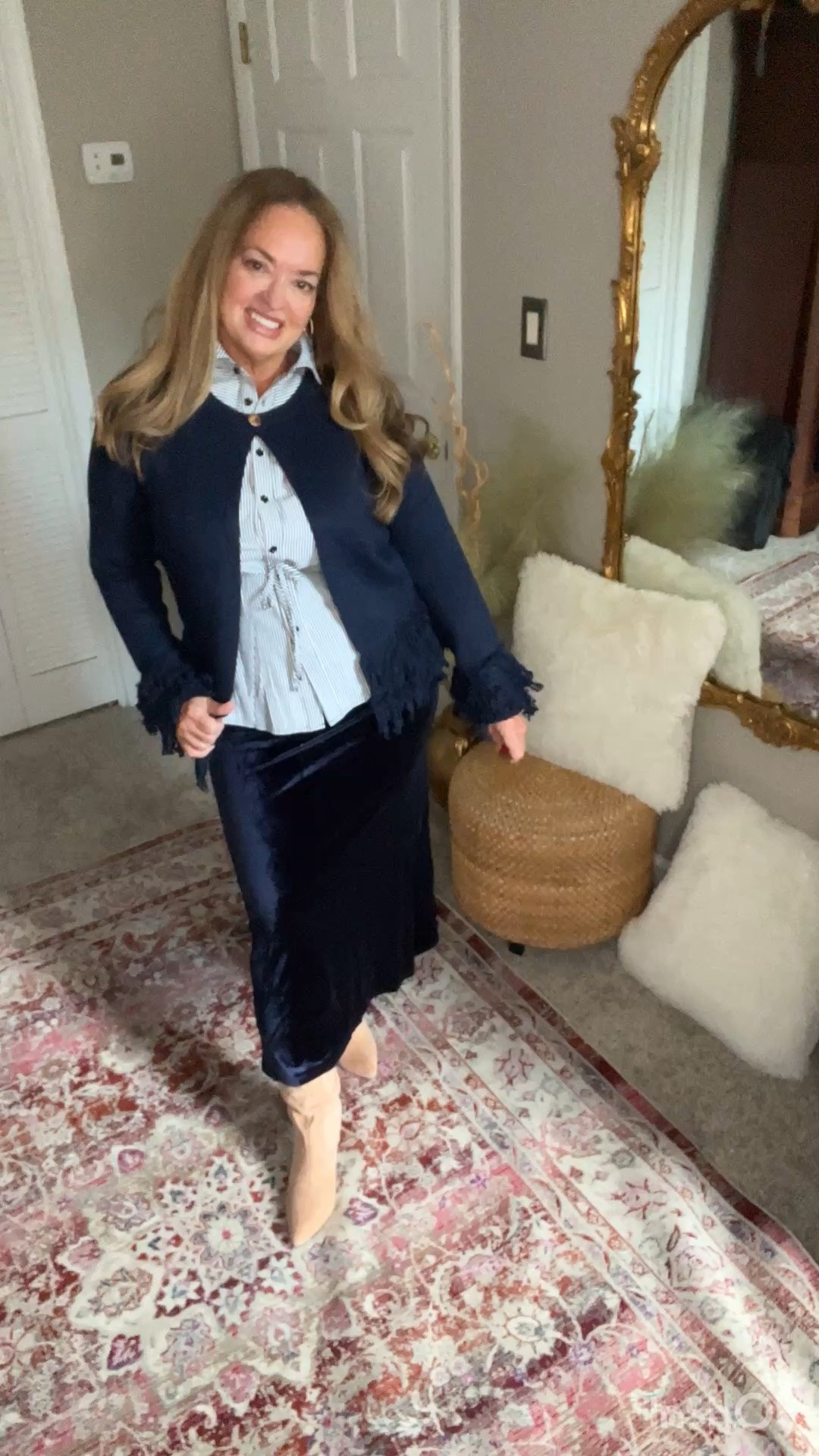 A beautiful Navy trifecta!

Fringe trimmed cardigan!
Velvet midi skirt

Striped shirt with tie waist

#LTKWorkwear #LTKOver40 #LTKootd