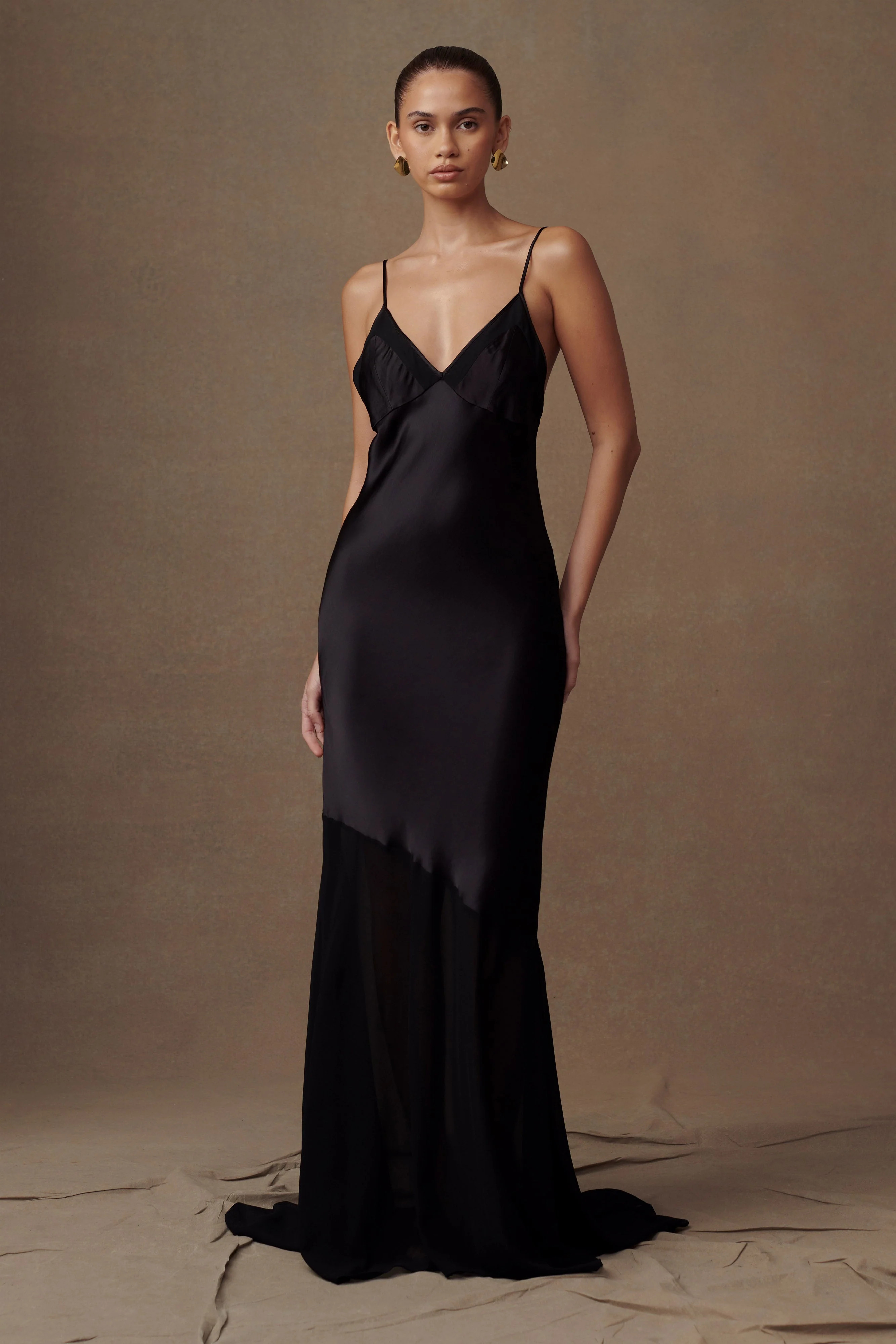 Evelyn Iridescent Satin Maxi Dress - Black | MESHKI US