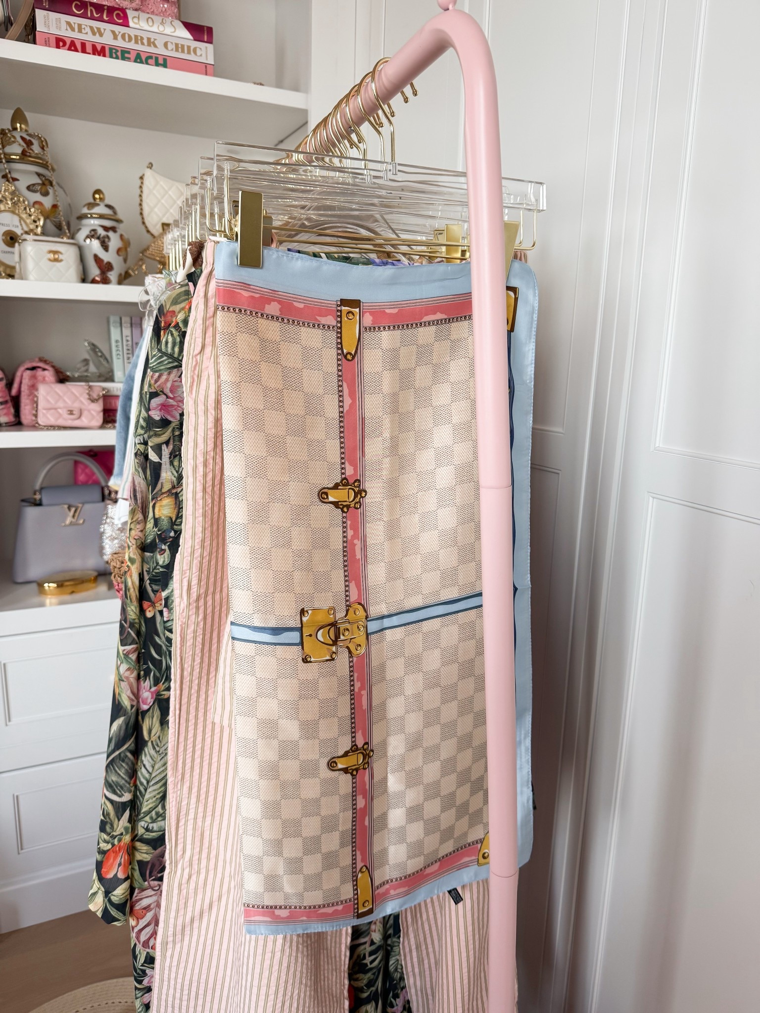 Louis Vuitton inspired scarf! 

#LTKdayinmylife #LTKNYFW #LTKootd