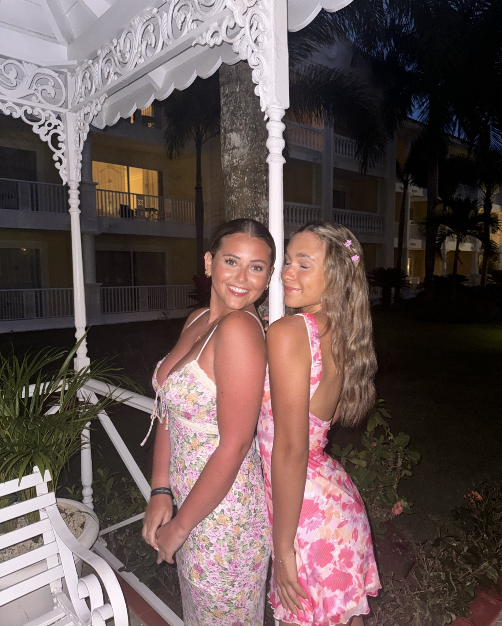 on vacay we wear pink 💕

#LTKFindsUnder100 #LTKSeasonal #LTKTravel