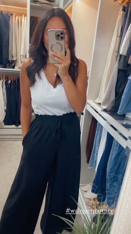 Love a good flowy pants! Perfect for travel or casual wear☀️

They fit TTS wearing a small 

 @walmartfashion #walmartpartner #walmartfashion 

#LTKstyletip #LTKover40