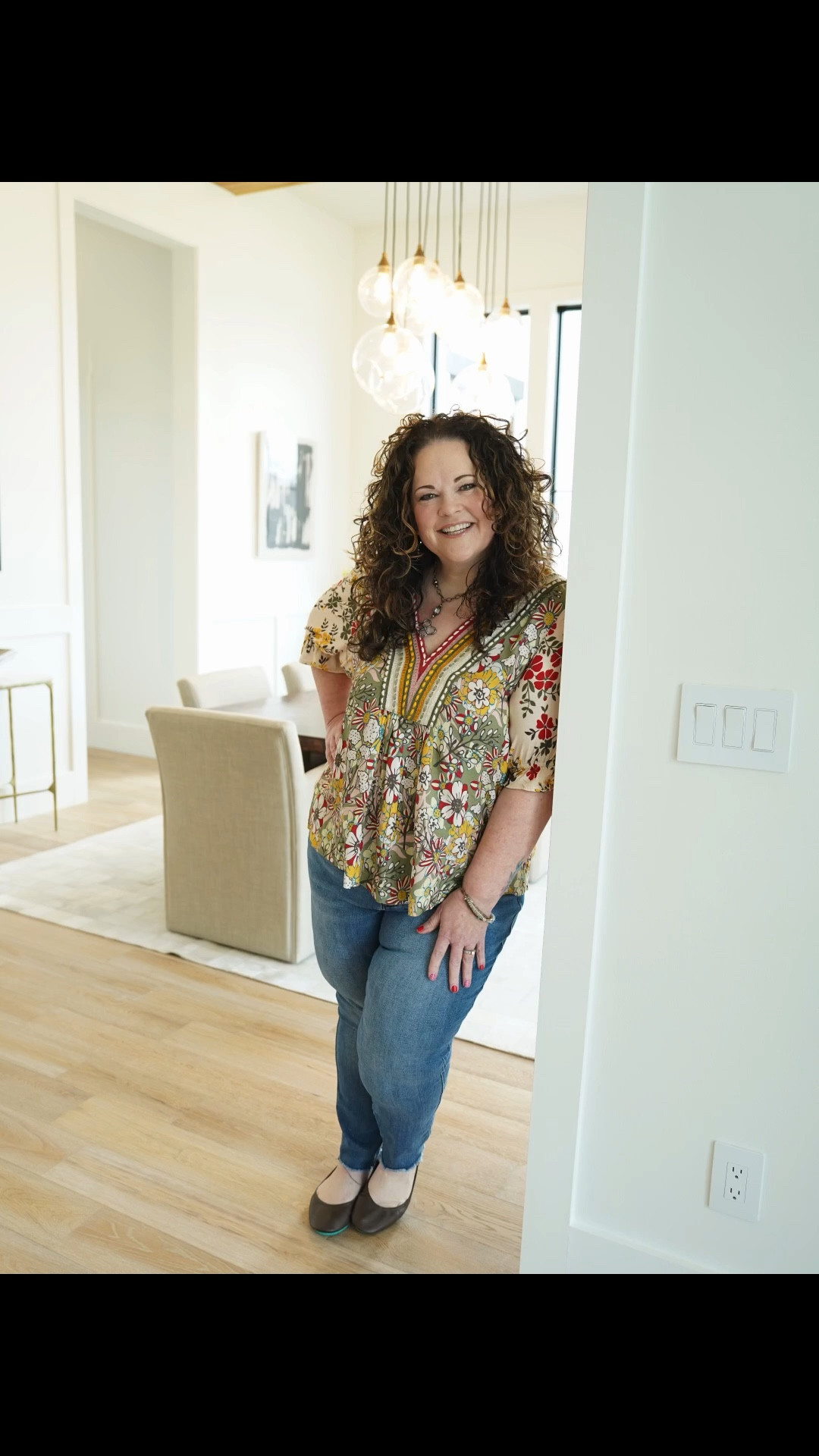 This Bl-nk Stephanie Top from Anthropologie is one of those pieces that gets compliments every single time I wear it ✨
So stinking cute, fits perfectly, and has that effortless but put-together look I love. Definitely one of my favorite finds lately 💕👚

@Anthropologie 

#LTKBeauty #LTKdayinmylife #LTKPlusSize