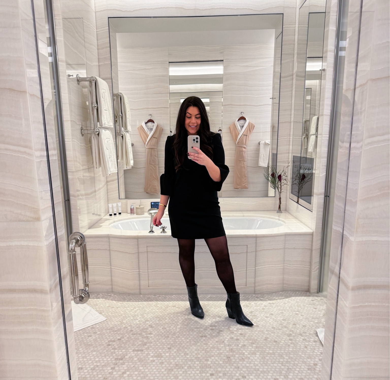 Heading out in London in this all black outfit! 

#winteroutfit #travel #allblackoutfit #london #travel #londonoutfit 

#LTKstyletip #LTKSeasonal #LTKworkwear