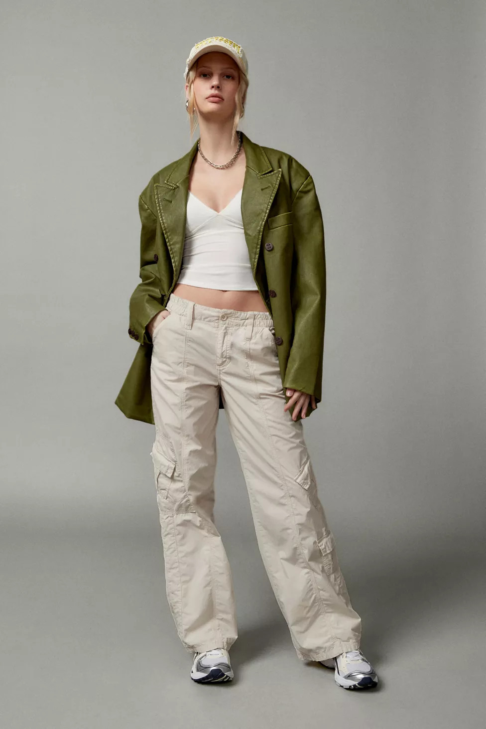 BDG Y2K Low-Rise Cargo Pant | Urban Outfitters (US and RoW)