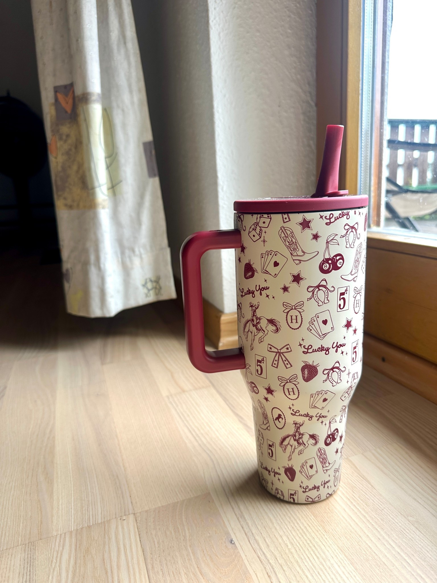 My new comfort water bottle🫶🏻🤍

#LTKActive #LTKHome #LTKFindsUnder50
