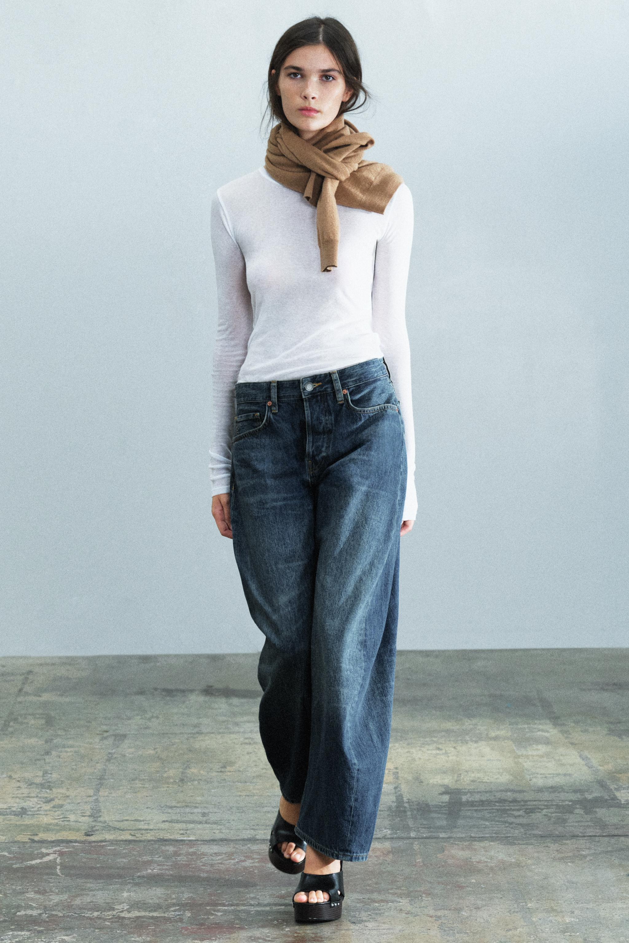 ZW COLLECTION MID-WAIST BARREL JEANS | Zara FR