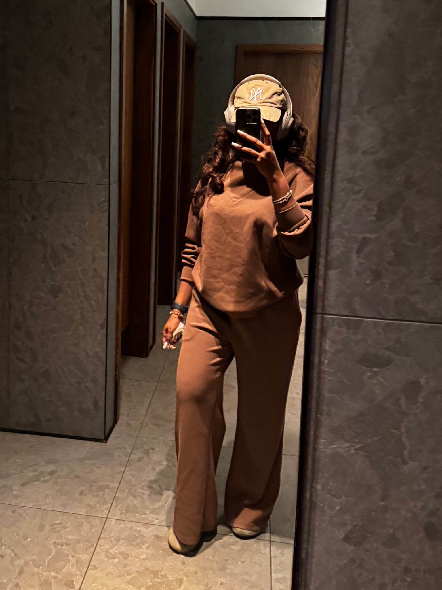 My favorite cozy airport outfit 

#LTKMidsize #LTKTravel #LTKStyleTip