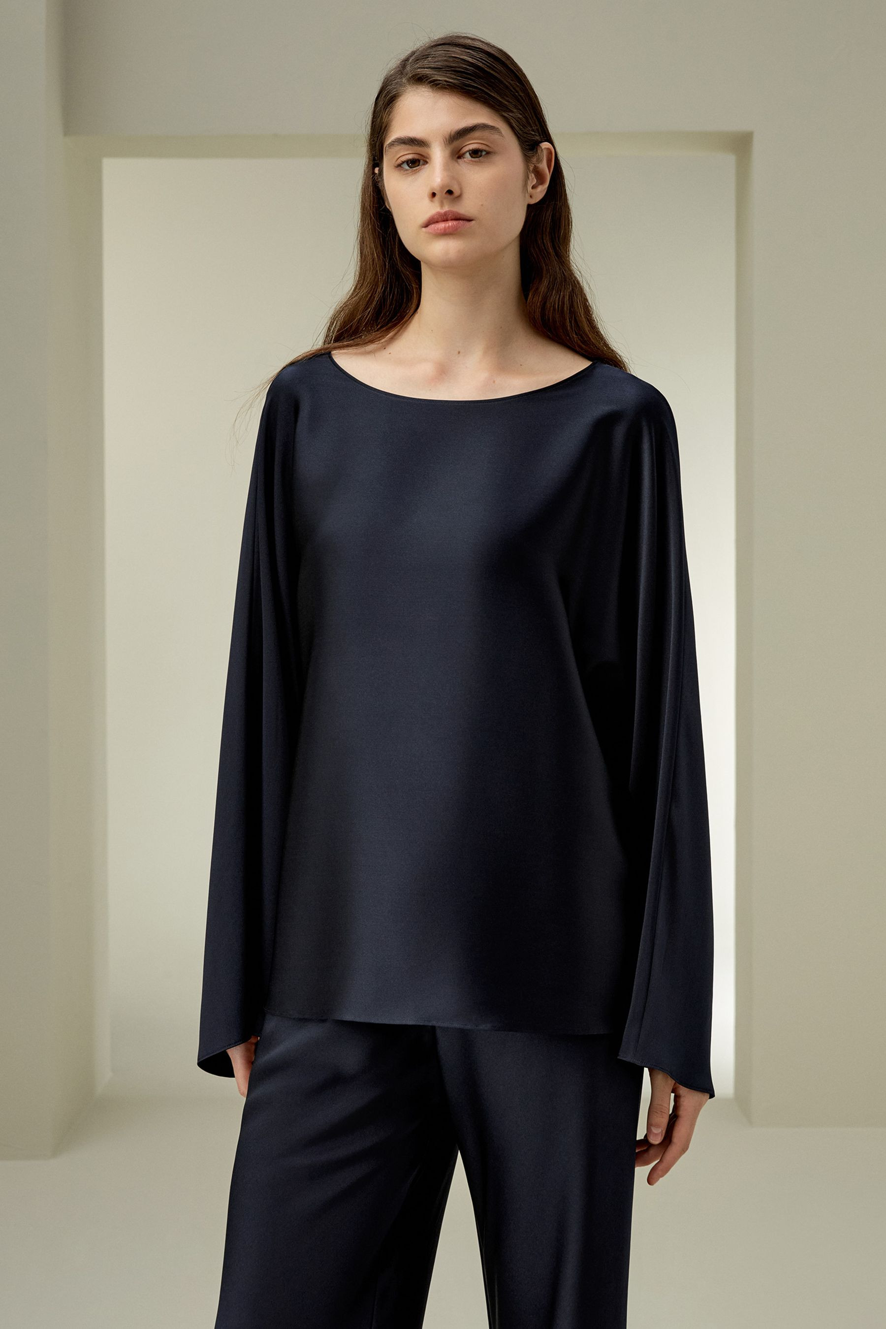 Silk Charmeuse Crewneck blouse | LilySilk