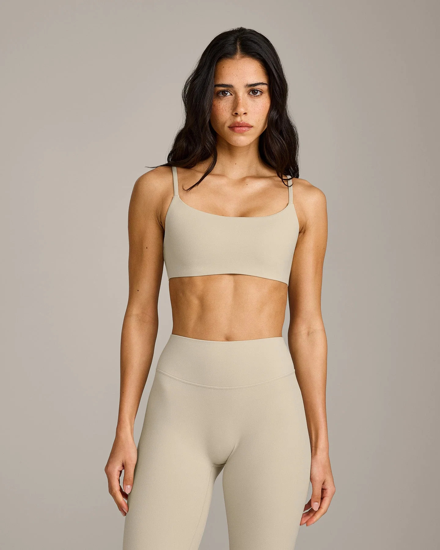 SoftMotion\u2122 Strappy Sports Bra with Gray Logo
Oatmeal | Oner Active (UK / US)