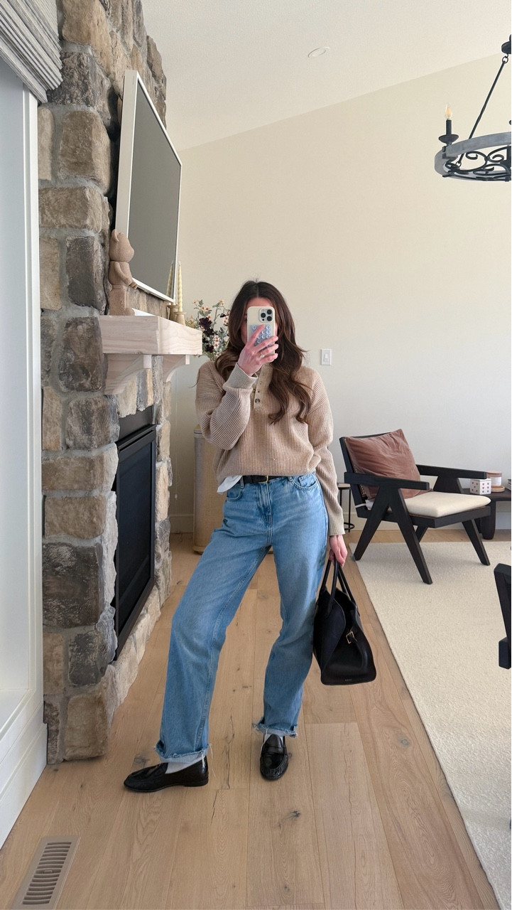 My casual outfits usually consist of a white tshirt, sweater, jeans and loafers when I’m rushing out the door ✨ 

Leather Jacket and Jeans are @Zara for some reason it won’t let me tag! 

#ootd #dailyootd #stylei̇nspo #ltkcasual

#LTKootd #LTKmomlife