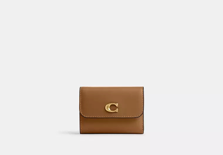 Essential Card Holder Wallet | Coach (US)