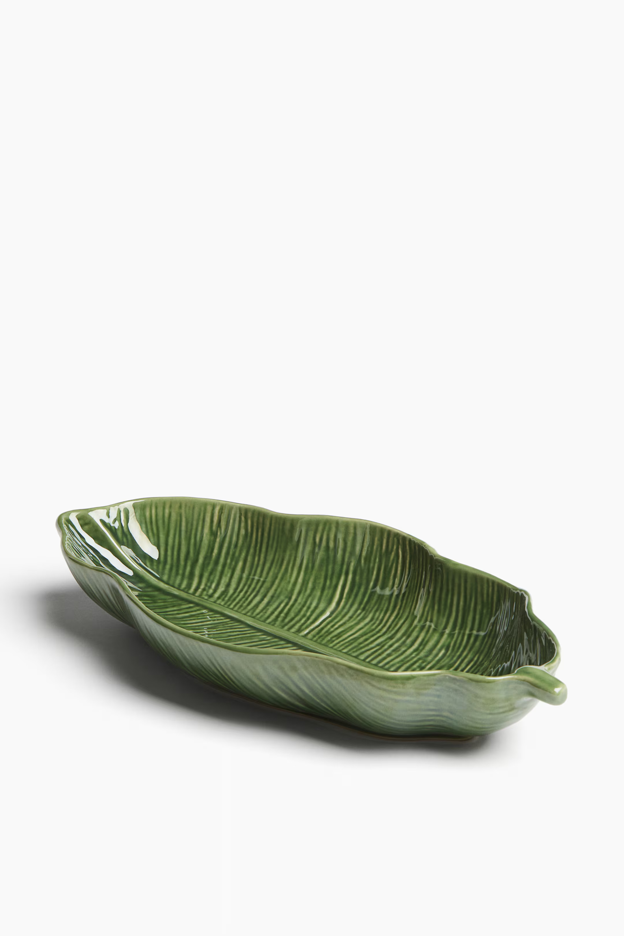 Large Stoneware Serving BowlNot saved to favorites$9.99Color:Green Add to bagAdd to bagFree same-... | H&M (US + CA)