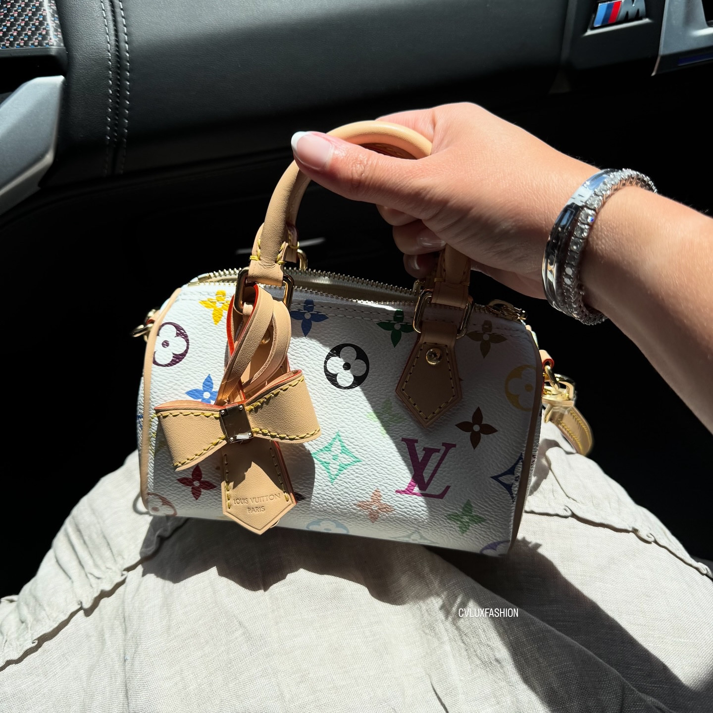 We have finally made it to FRIYAY 🎉🤍🌈

Cheers to the weekend 🥂🎀

Follow, save and share for more fashion and handbag inspiration @cvluxfashion 🤍✨

LV speedy trunk, What’s in my Speedy, what’s in my speedy trunk, handbag essentials, Louis Vuitton Handbag Collection, LV Murakami Speedy 25, Speedy 25 multicolor, LV, Louis Vuitton handbags, LV addict, LV lover, Monogram Monday, Louis Vuitton addict, it girl, BOTD, bag of the day, monogram, pink, soft girl aesthetic, LV speedy, side trunk, LV TM, Murakami, Takashi Murakami, unboxing, LV unboxing, Louis Vuitton handbag unboxing, Louis Vuitton Murakami, Louis Vuitton, bag lover, WIMB, What’s in my bag 

Disclaimer: I may earn a commission if you use my links.
All photos, reels and stories are taken/created by me. All products are AUTHENTIC and NOT FOR SALE. I am sharing my personal collection and items I love with you. 

#louisvuitton #louisvuittonlover #louisvuittonunboxing #lvaddict #purse  #luxury #fashion #style #lvlover  #handbags #luxuryhandbags #lvbag #louisvuittonpurse #louisvuittonhandbags #designerbags #botd  #lvhandbags #wimb #baglover #unboxing #flatlay #itgirl #handbagoftheday #lvmonogram #chanel #chanelclassicflap #diorbeauty #pink #pinkaesthetic