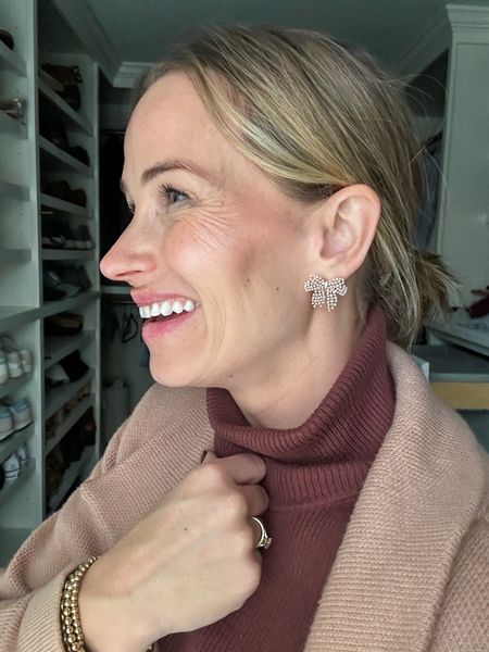 The cutest holiday bow earrings. My exact ones are sold out but I linked them case they restock them and I linked a few others I love! 

#LTKGiftGuide #LTKCyberWeek