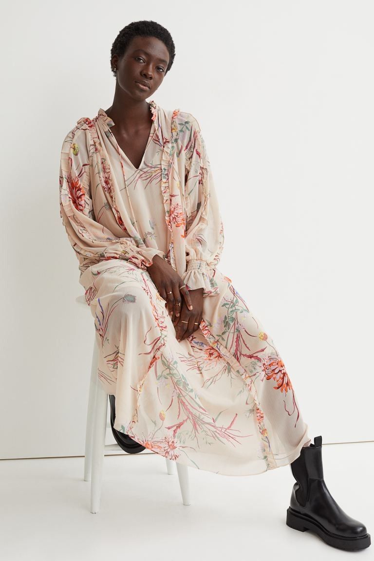 Chiffon Maxi Dress Dresses Beige Dress Floral Dress Pastel Spring Outfits Affordable Fashion | H&M (US + CA)