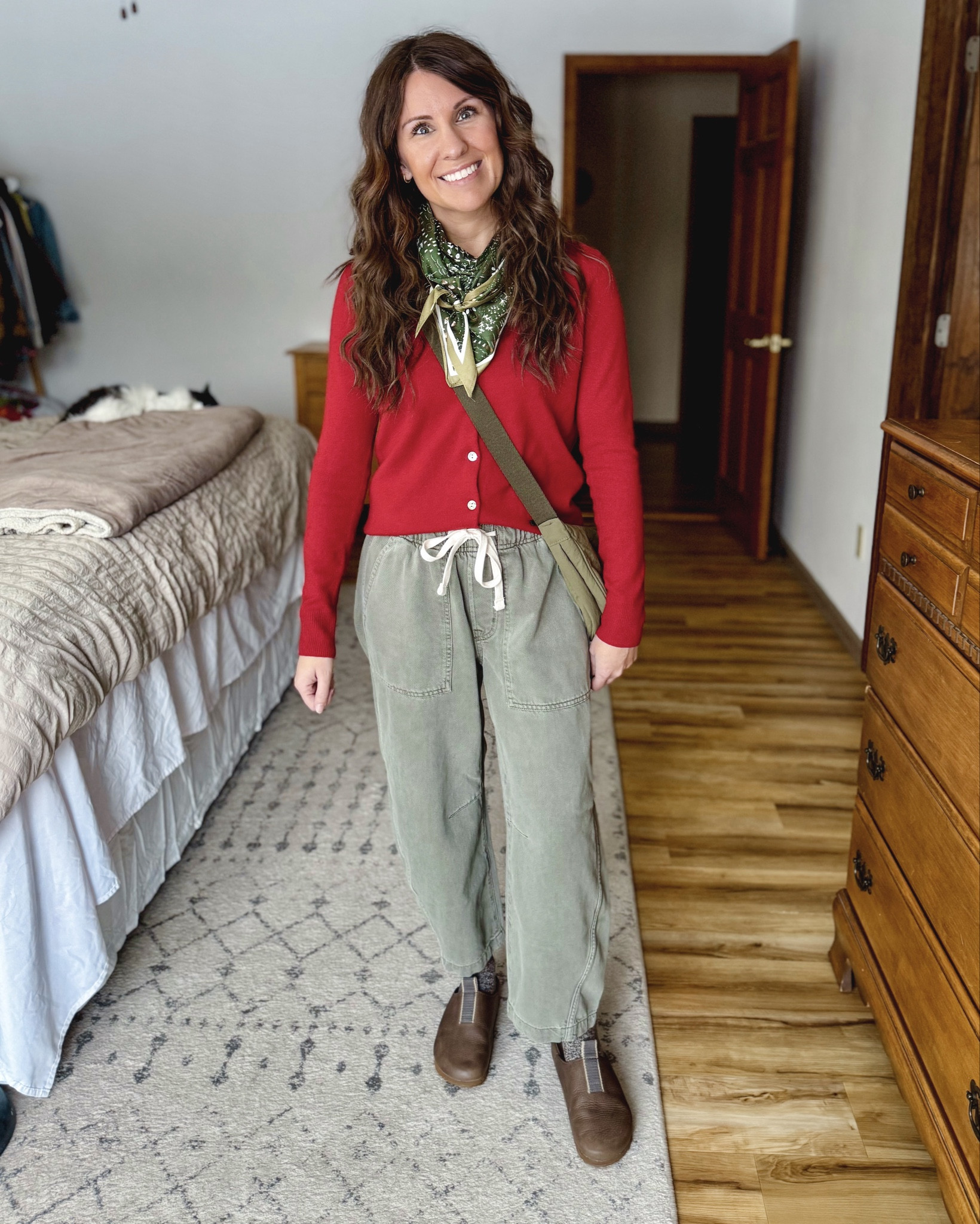 Wearing small in my cashmere cardigan (also linked similar more affordable ones) and XS petite/short in my green barrel pants (also own the tan/brown). My Seavees clogs fit true to size

The green scarf ties it all together! My green bag is older so I linked similar!

#LTKPetite #LTKSeasonal #LTKootd
