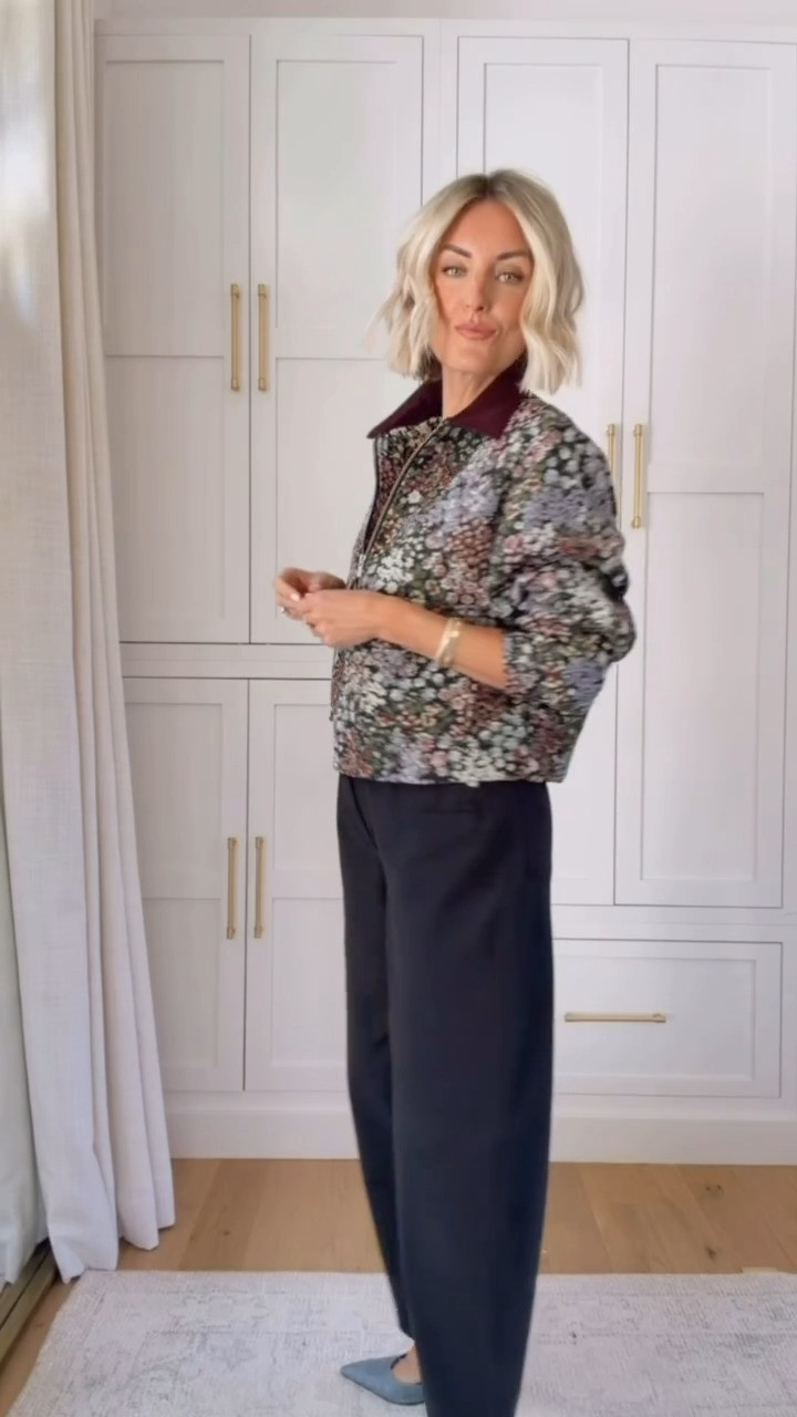 This floral jacket is actually a Walmart find that does have a matching skirt! I just decided to style it with jeans here! Wearing XS/2!

Loverly Grey, Target, Walmart, black barrel jeans, fall outfit, floral jacket 

 

#LTKSeasonal