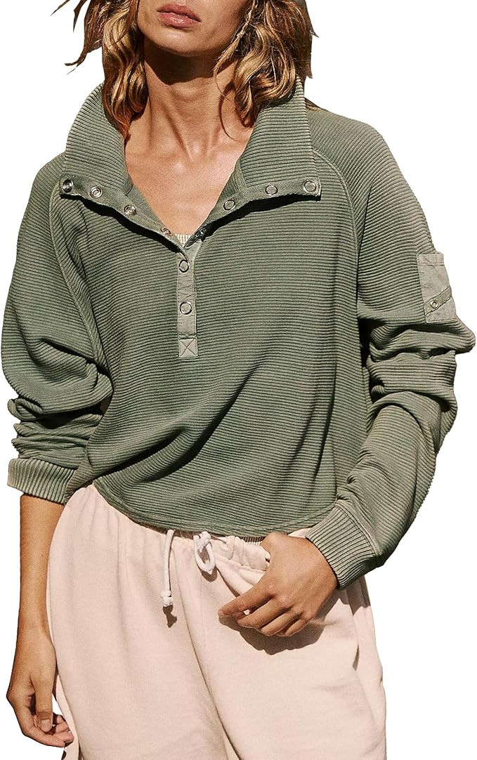 Gacaky Women's Cropped Workout Tops Ribbed Long Sleeves Henley Tee Shirt Dance Clothes Athletic S... | Amazon (US)