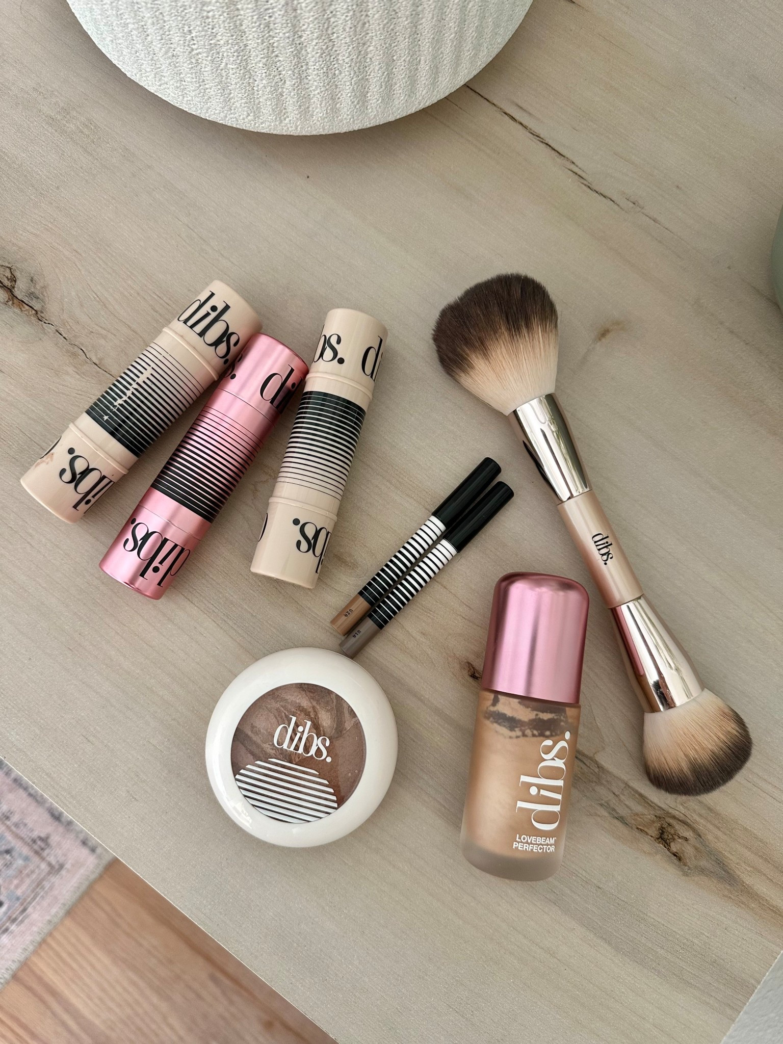 some of my favorite make up / beauty products from dibs! 🎀💄🩷

dibs beauty, makeup, double ended face brush, bronzer, glow tour duo, blush, contour sticks

#LTKStyleTip #LTKBeauty #LTKOver40