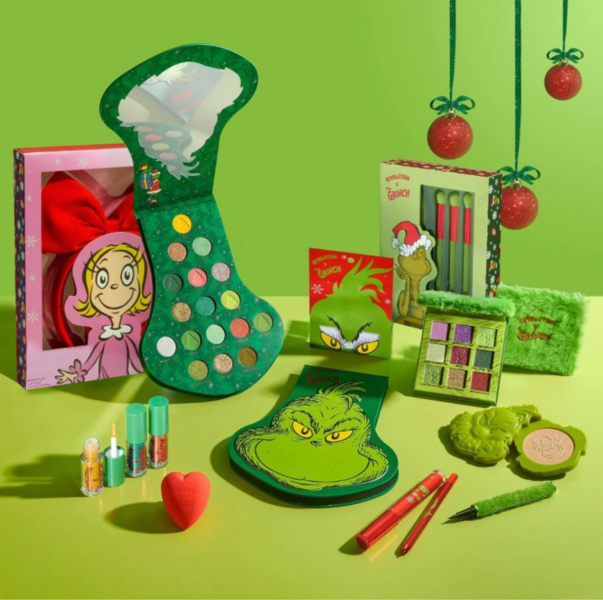 makeup revolution x the grinch at target
cute christmas gift ideas for little girls!
#girlsgiftguide #littlegirls #giftideas #grinch #blackfriday 

#LTKHoliday #LTKSeasonal #LTKGiftGuide