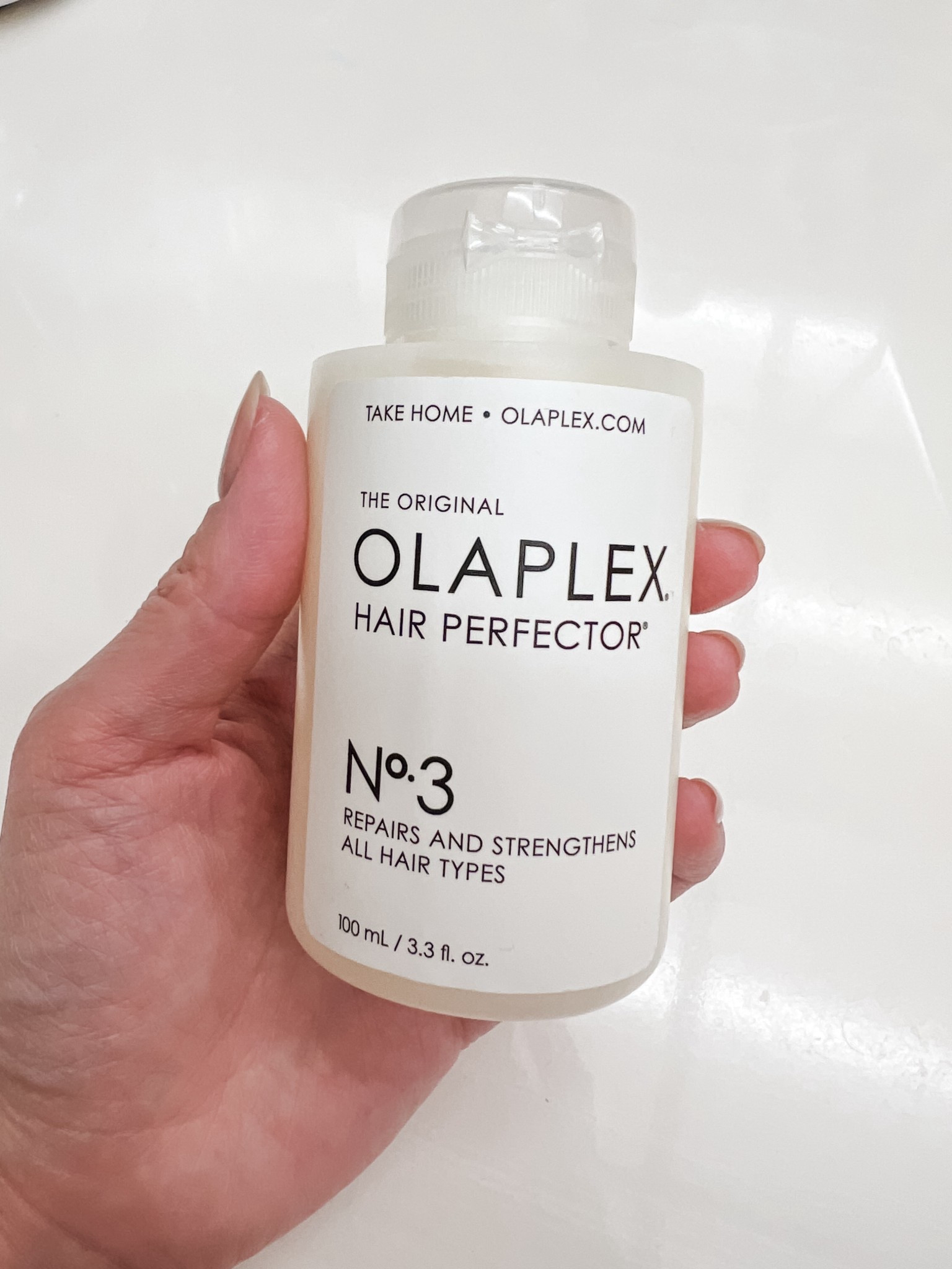💇🏻‍♀️ Happy #NationalHairDay! To celebrate, I’m sharing one of my haircare essentials: the Olaplex No. 3 Hair Perfector. I’ve been bleaching my hair for almost a decade now. And ever since I started using the Hair Perfector once a week, my hair has gotten back to being full and healthy. I recommend it for anyone with dull or damaged hair.

#LTKBeauty #LTKFindsUnder50 #LTKFindsUnder100