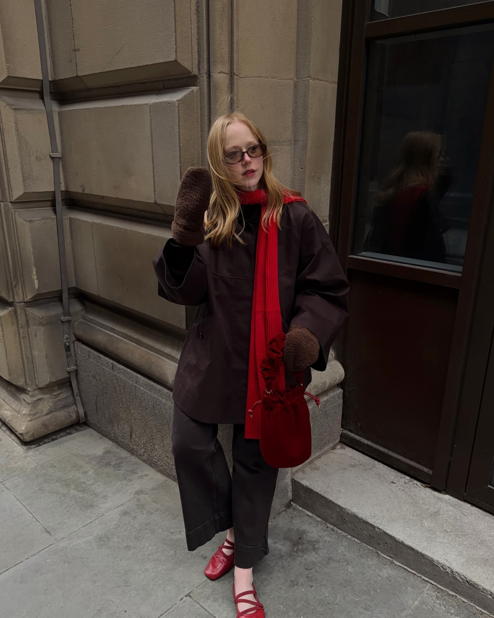Brown Coat, Brown Jacket, Red Scarf, Cosy Scarf, Red Ballet Flats 

#LTKuk #LTKfestive #LTKwinter