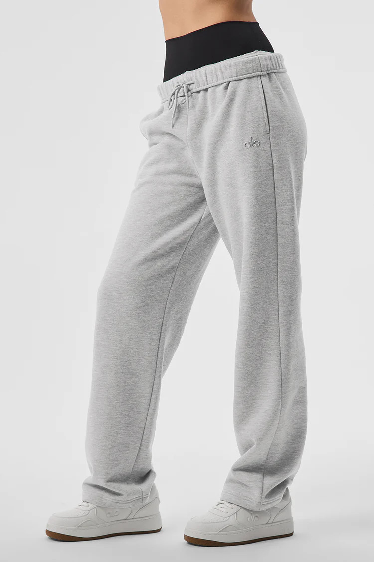 Accolade Straight Leg Sweatpant - Black | Alo Yoga (US)