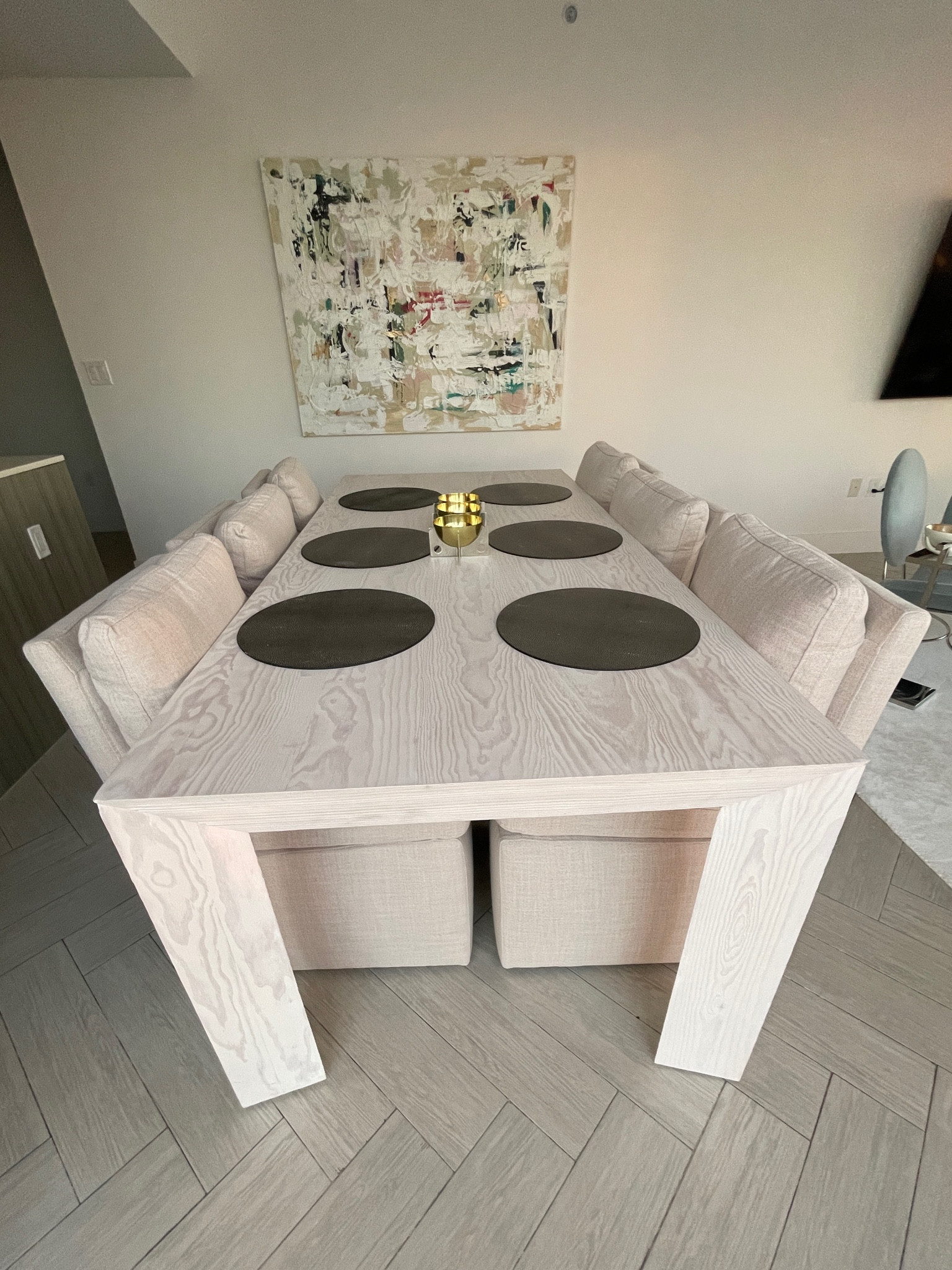 Make your dining space a sweet escape with this beachy dining setup! #homefinds 

#LTKhome #LTKU #LTKFind