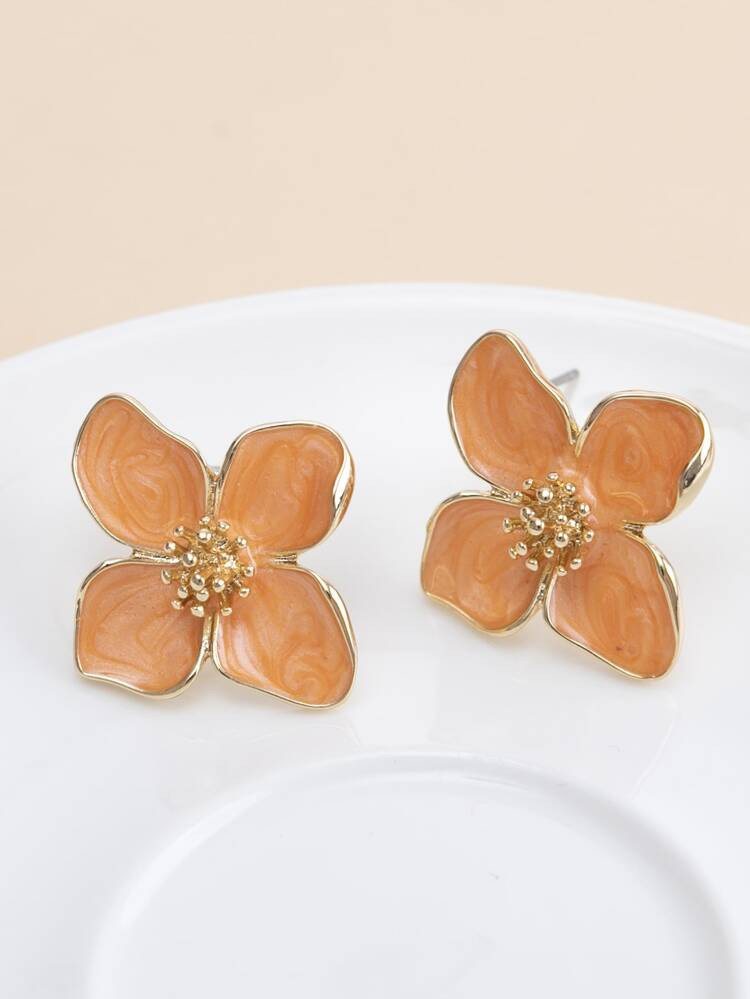 Flower Design Stud Earrings | SHEIN