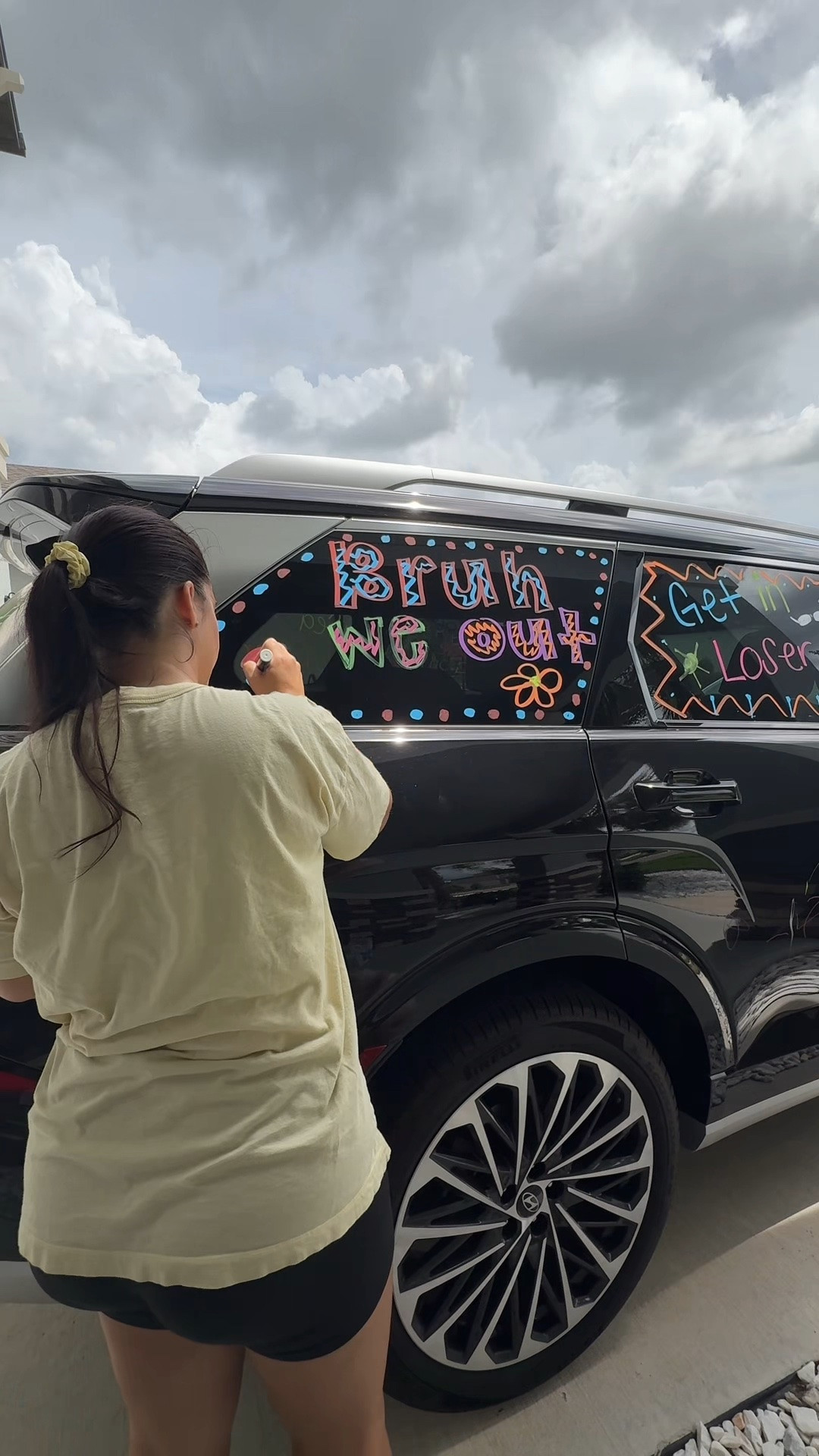 Decorate my car for summer on the last day of school! 2nd yr doing this!🥰

#summerbreak #cardecorate #summer #summerbreak #lastdayofschool