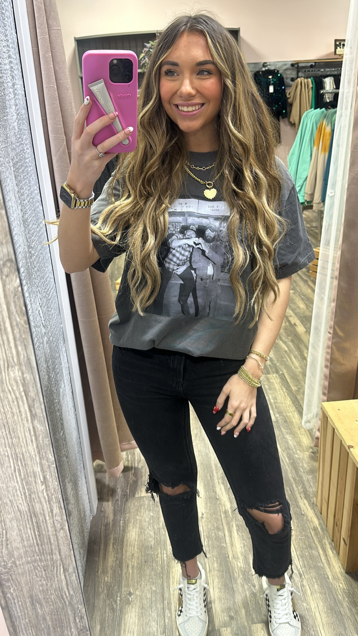 Top is from Mecca Fox but linking similar ones! I’m obsessed with this shirt

#LTKU #LTKStyleTip #LTKFindsUnder50