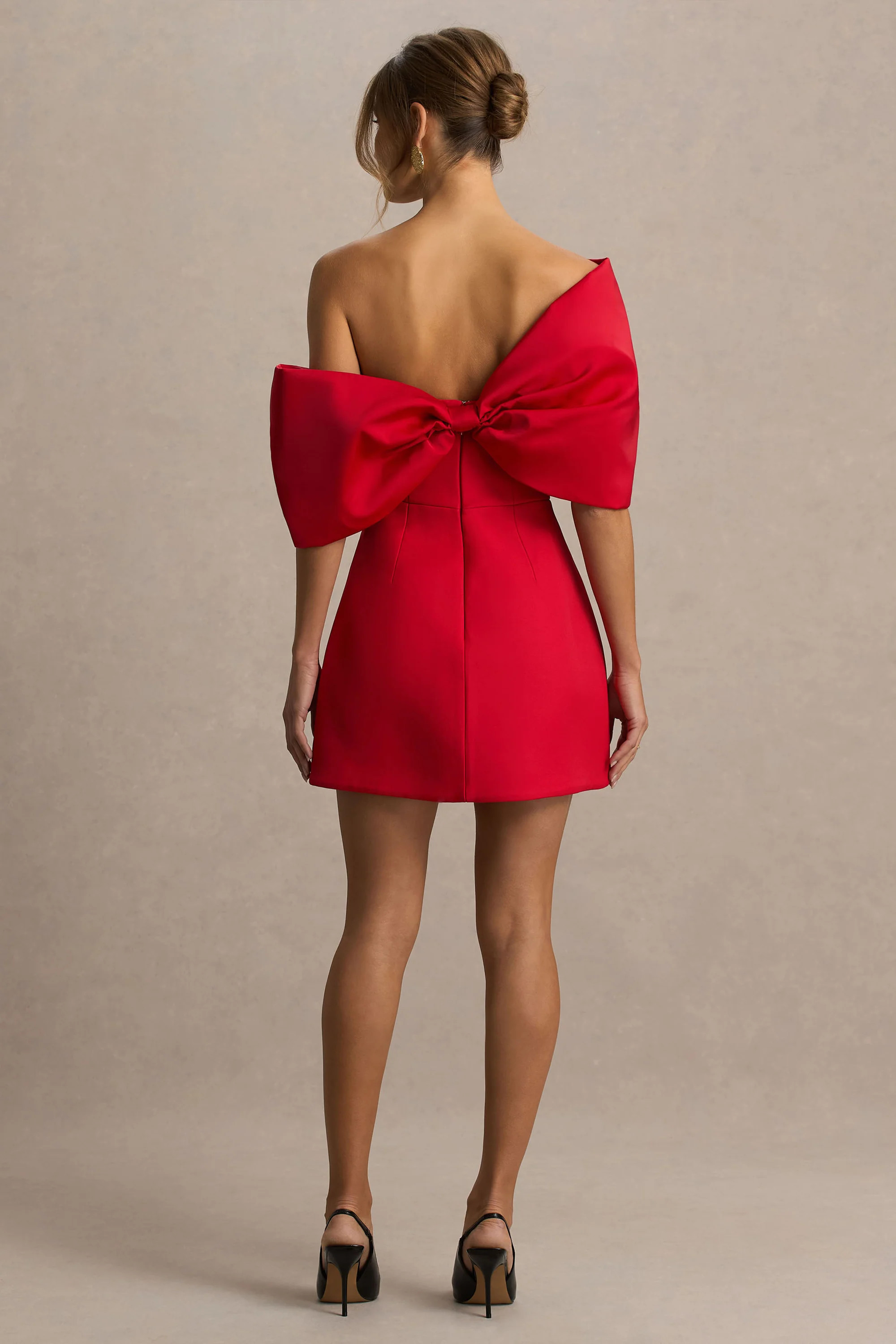 Tindra | Red Bandeau-Neck Mini Dress With Bow Sleeves | Club L London