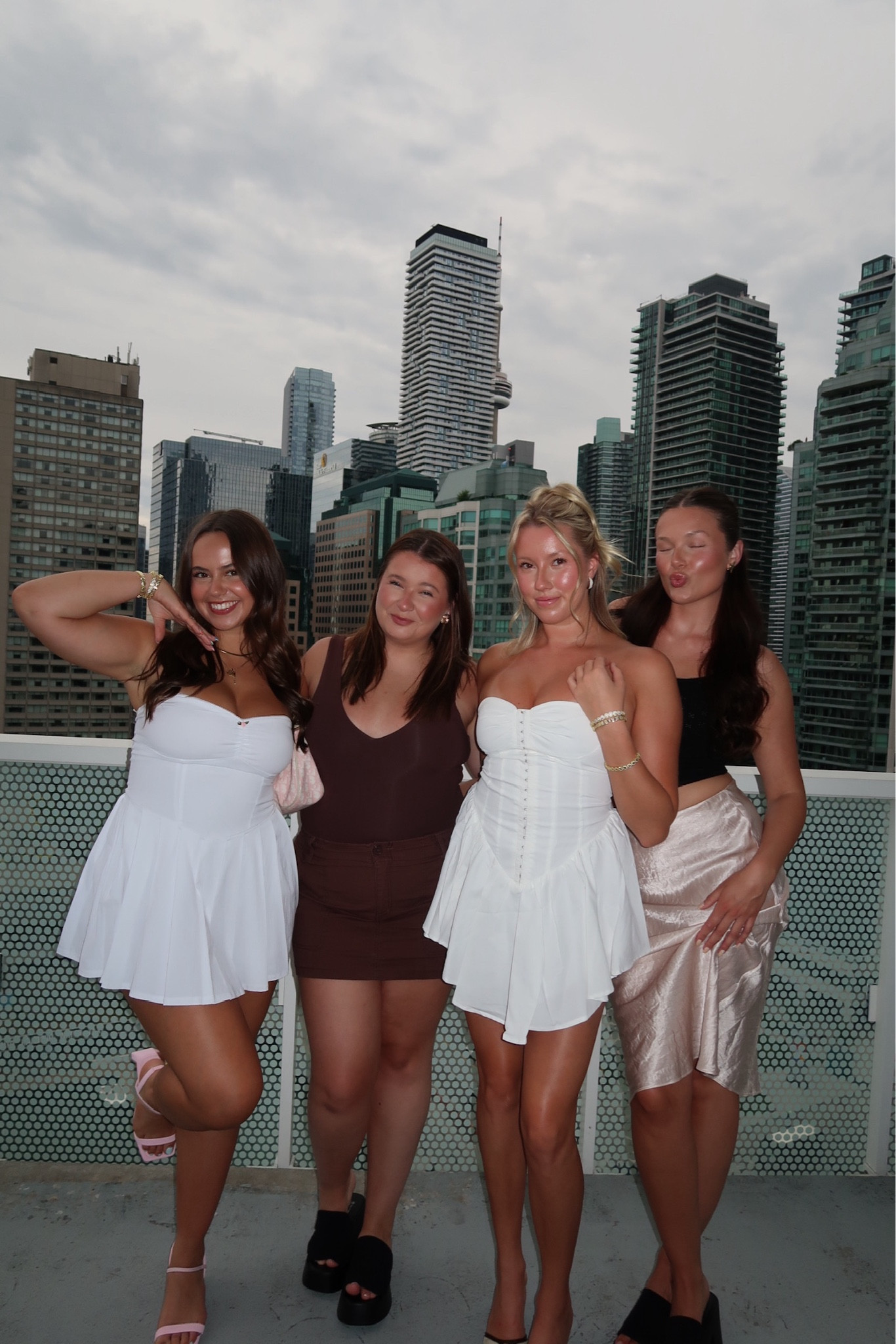 Girls night 💃 All outfits linked 😘


#LTKParties #LTKSummerSales #LTKFindsUnder50