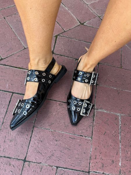 Embellished flats I am loving right now! They come in a couple colors and are tts

#LTKShoeCrush