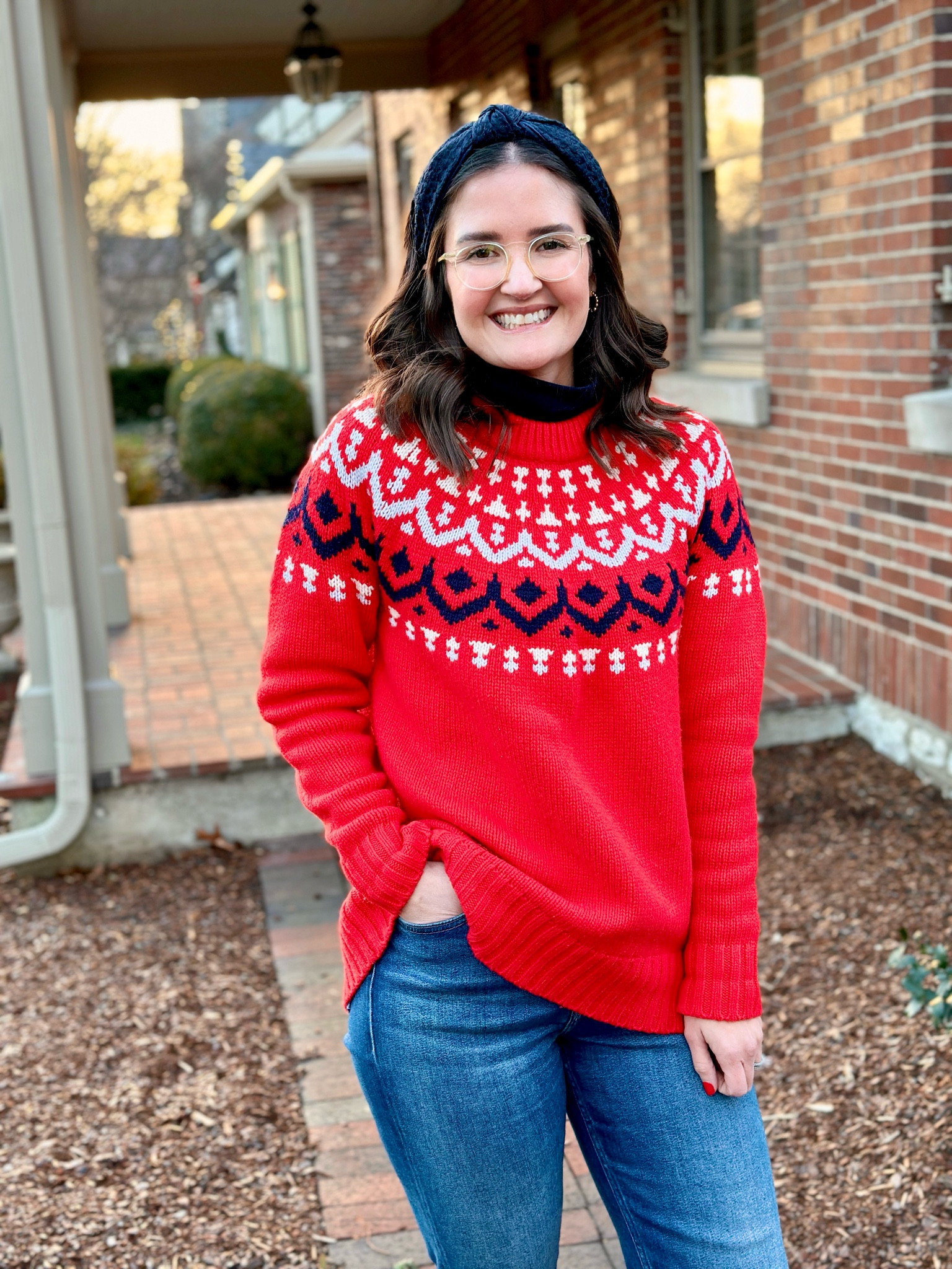 When does fair isles season end? Are they just for Christmas? Or into the cold months? I think as long as they aren’t too Christmas-y, you can wear them through the cold months of January and February  