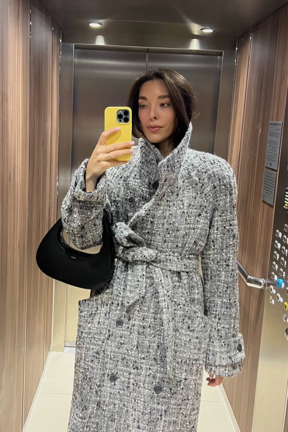 H&M, Aligne Coat, Prada Bag 

#LTKSeasonal #LTKstyletip #LTKeurope