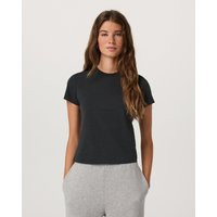 Vuori Short Sleeve Feather Classic T-Shirt | Washed Black | Small | Vuori Clothing (US & Canada)