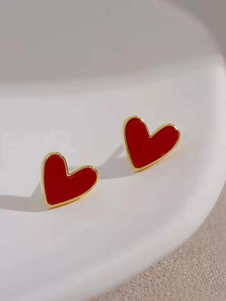 1pair Heart Shaped Stud Earrings Suitable For Daily Wear Valentines | SHEIN