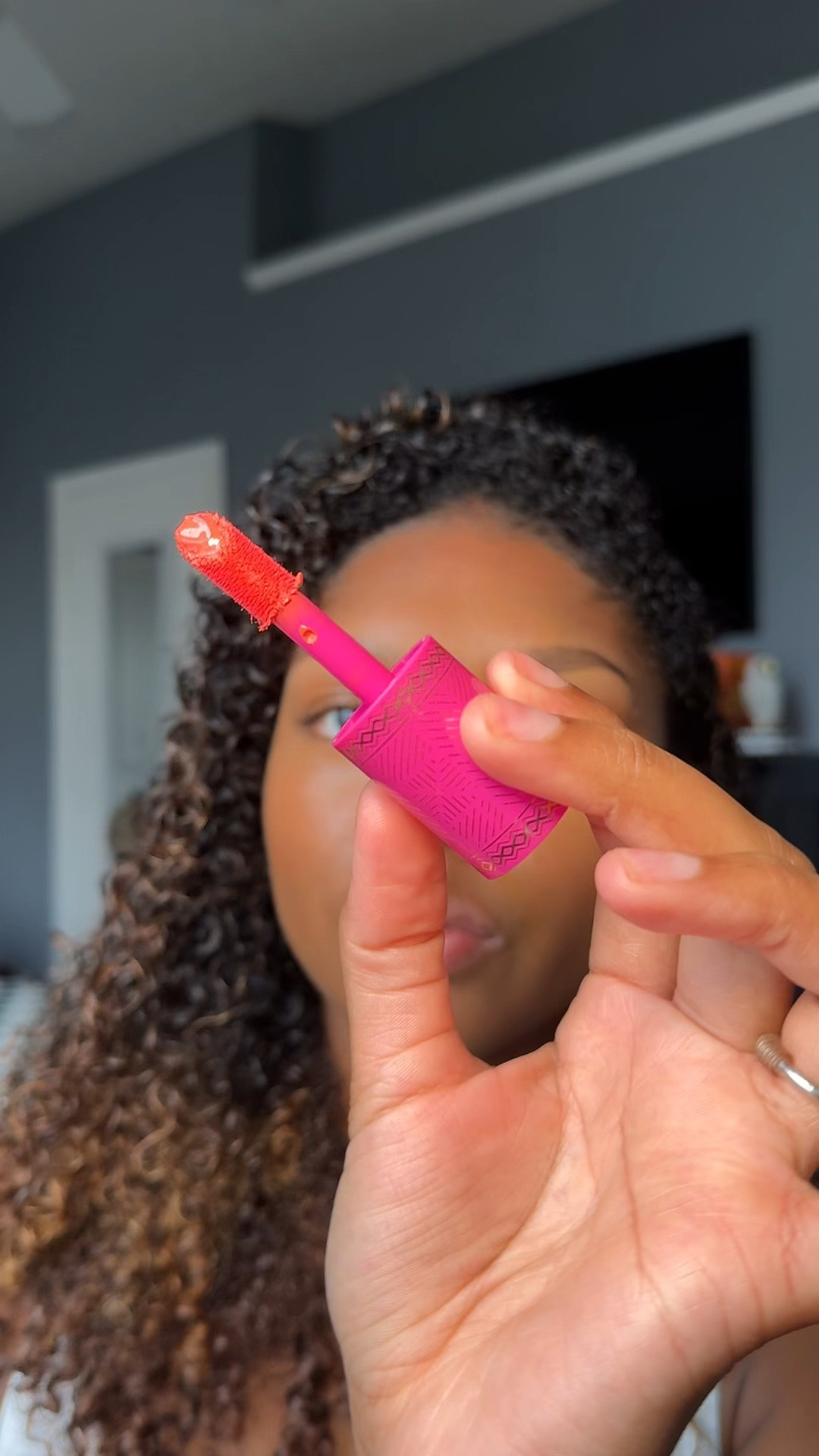 Pink blush >>> This one from Juvia’s Place is quickly becoming one of my favorites💓 I’m wearing the shade marigold ✨

#LTKstyletip #LTKbeauty #LTKsalealert