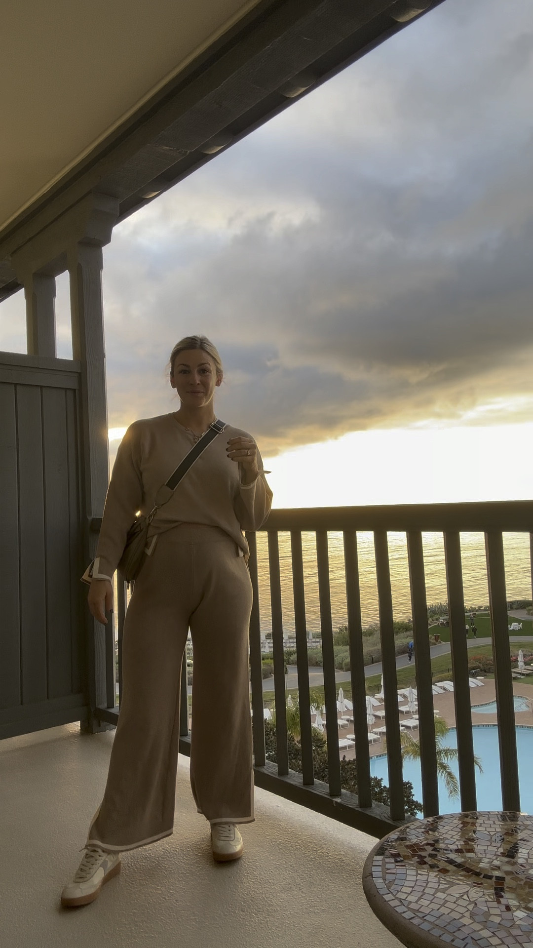 wearing a small in the set! 
27 weeks 

#bumpstyle #bumpfit #pregnant 

#LTKBump #LTKStyleTip