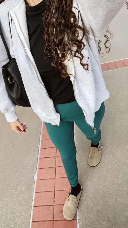 casual running errands outfit 

#LTKtravel #LTKSeasonal