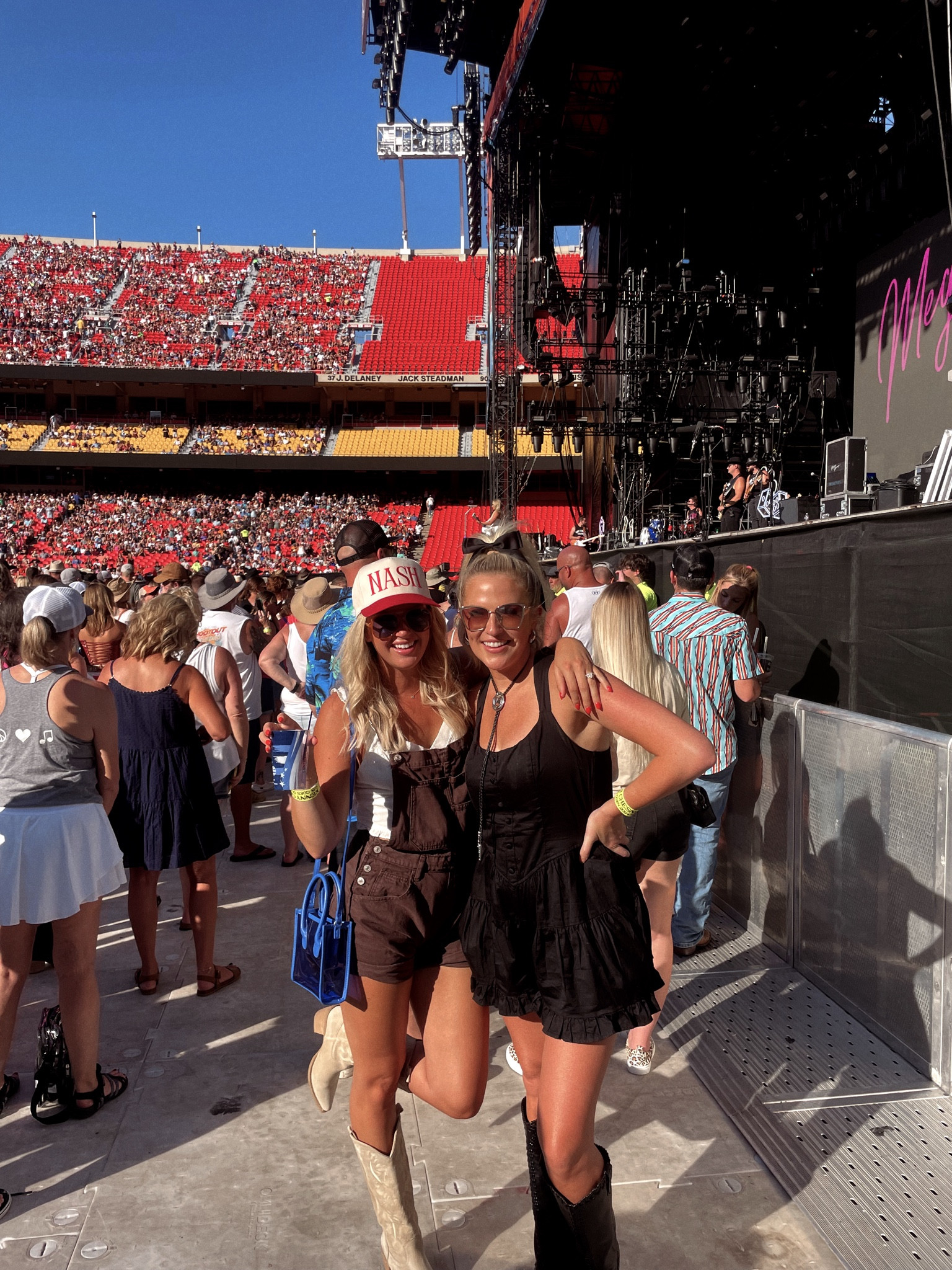 Kenny at arrowhead? Say less 🇺🇸🤠 
