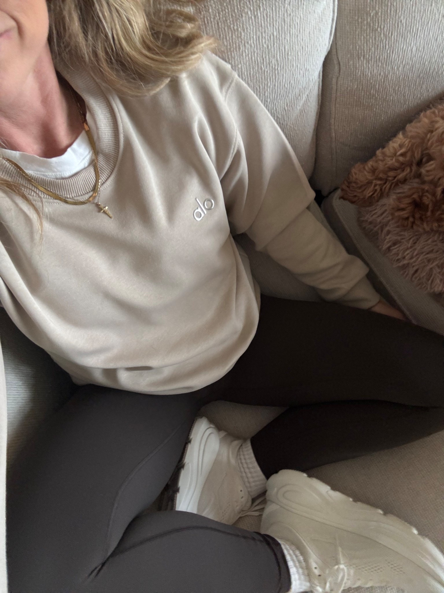 Alo sweatshirt 30% off!! 


#LTKSeasonal #LTKActive #LTKSaleAlert