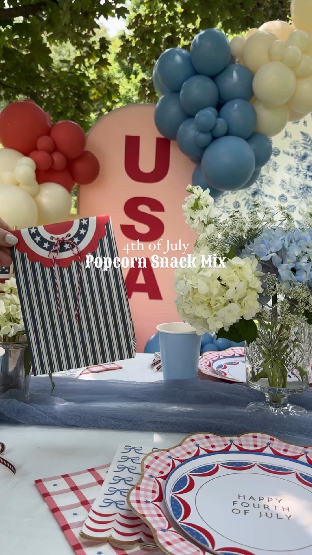 A little something for the table 🍿

Something sweet and salty is the perfect thing to have laying around to snack on if you ask me! 

Comment SHOP & I’ll send you the links to everything including the cute boxes! 

.
.
.
.
.
#partyfood #FourthOfJulyDecor #BackyardFourth #pinterestmom #fourthofjulyparty #fourthofjulyinspo #fourthofjulyhosting #HostWithStyle #foodie #SnackTime #snackmix #HolidaySnack #FestiveSnacks #PartySnacks #EasySnacks