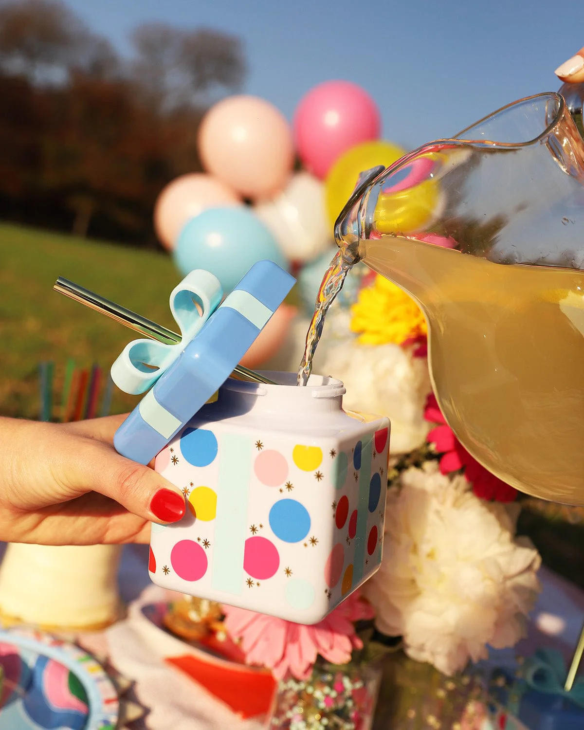 Oh So Gifted Present Sipper | Packed Party | Packed Party